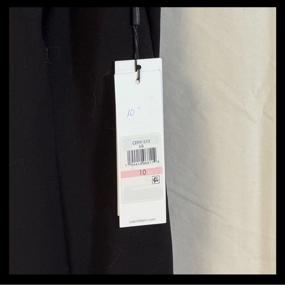 Calvin Klein NWT Black Sleeveless Dress Pearl Neckline Hepburn Style Size 10 - Picture 2 of 5